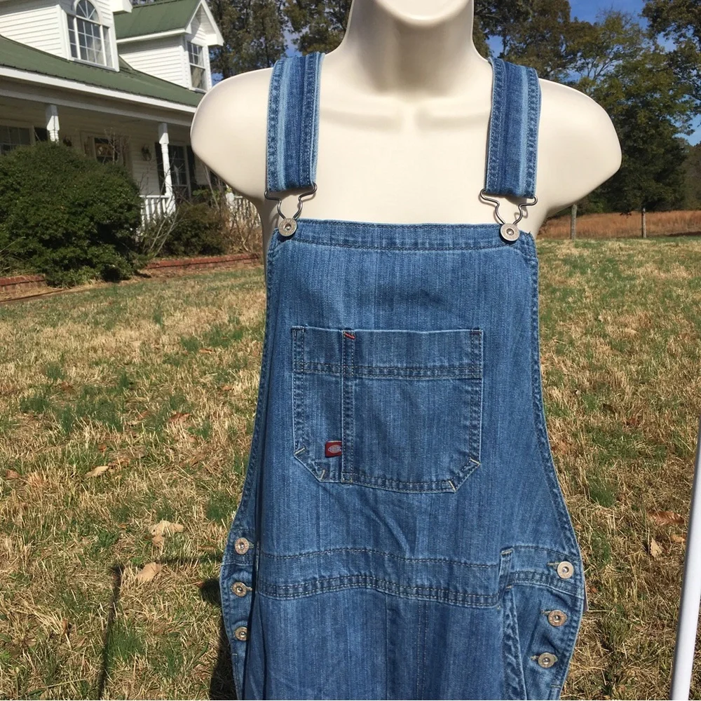 NWT Dickies Bib Denim Overalls Womens Relaxed Fit Straight Leg  Sz L  FB206MSB - Picture 2 of 16